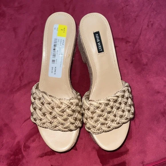 Nine West Roxana Espadrille Platform Sandal.  Size 10.  New without box. - Picture 9 of 12